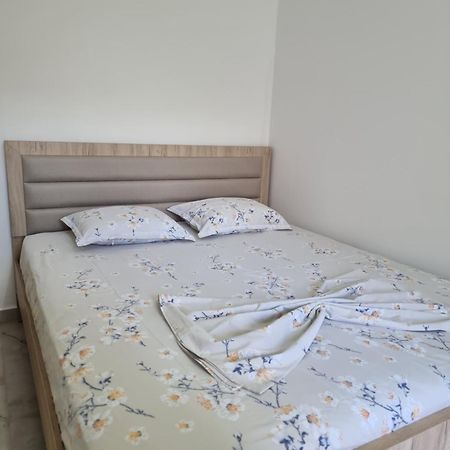 Rooms For Rent Durrës 外观 照片